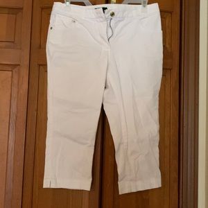 Women’s H&M capris